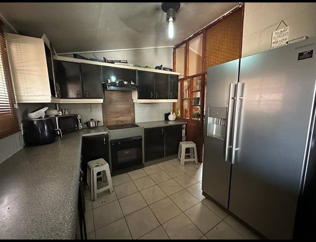 3 BEDROOM FREESTANDING FOR SALE IN EASTWOOD